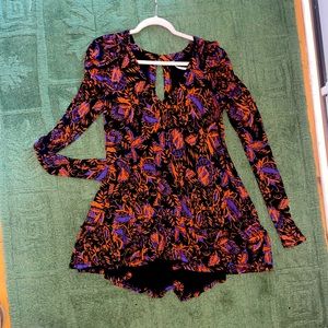 Free People tunic size XS-runs large